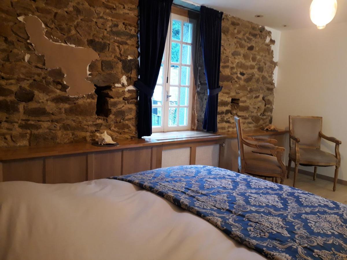 Bed and Breakfast Le Vieux Moulin Goudelin Экстерьер фото